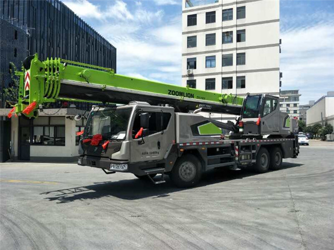 兴平市随车吊师傅告诉你租赁随车吊车如何区分吨位