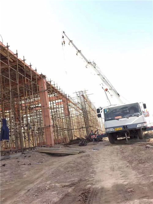 兴平市25 吨、50 吨吊车怎么选？多大重量 / 半径适合对应车型？