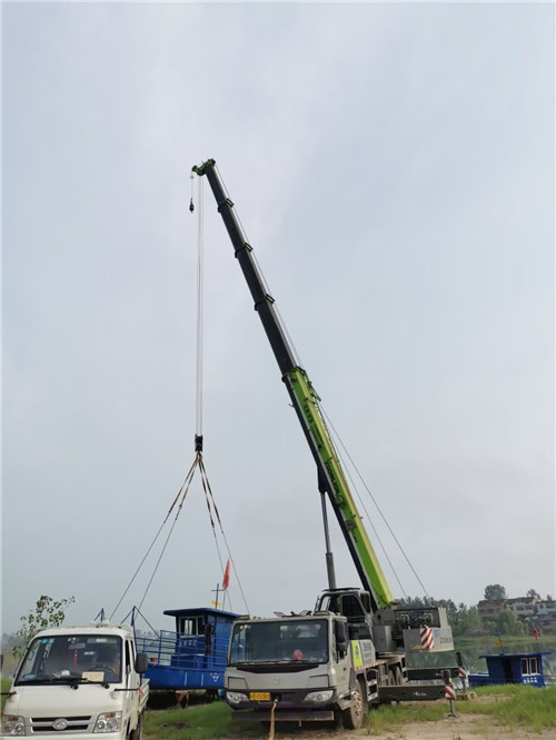 兴平市桥梁建设吊装案例